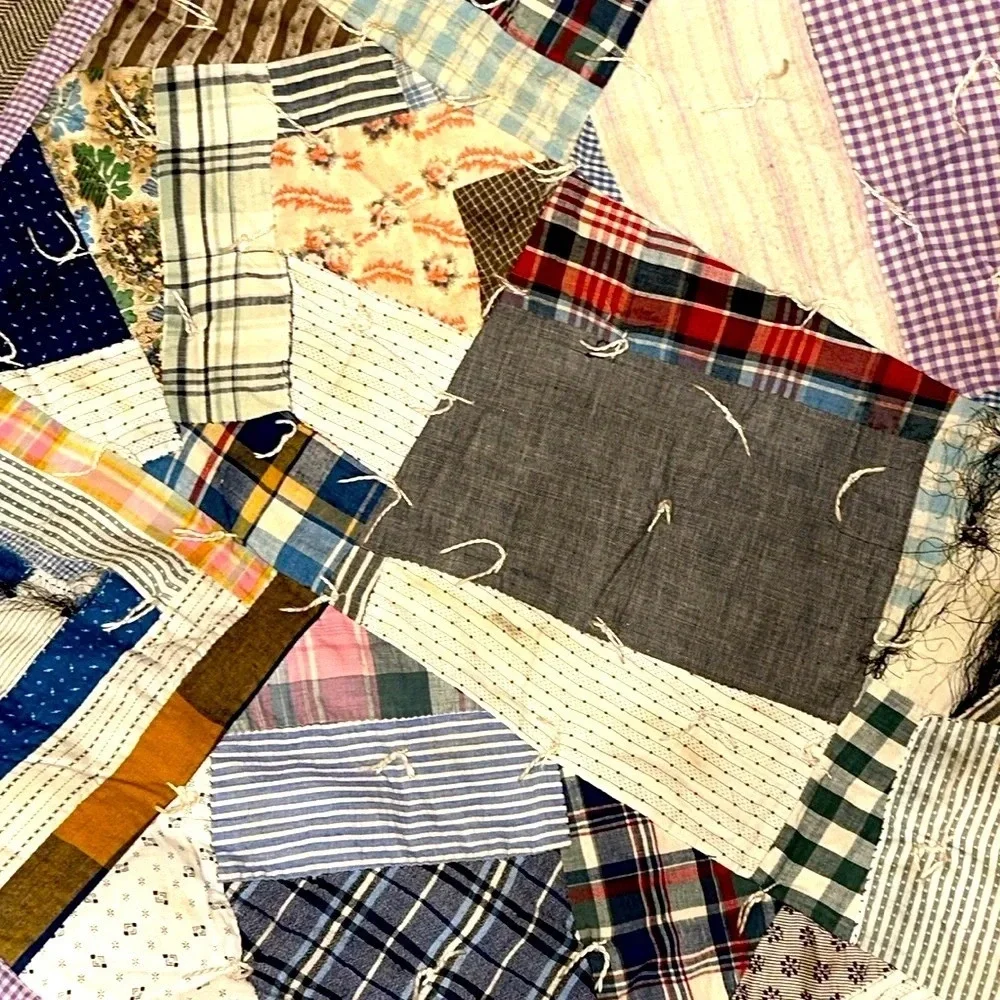 RARE HANDMADE HAND SEWN HEIRLOOM GRANDMOTHER’S CUSTOM MADE VINTAGE QUILT BLANKET